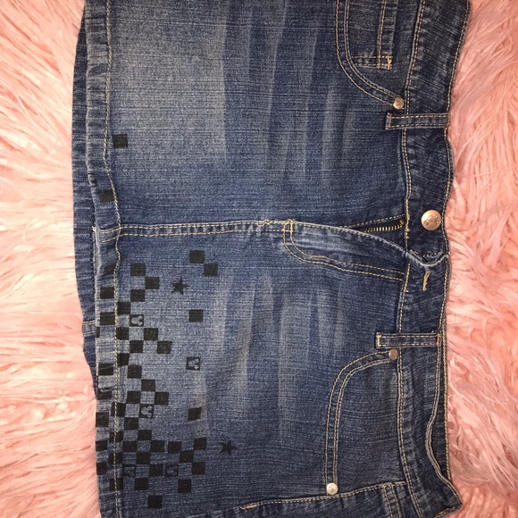 Disney skirt - size 9 - Picture 2 of 5